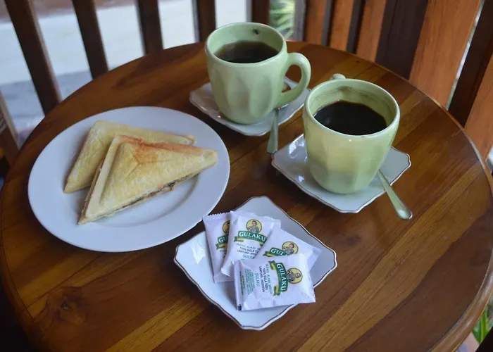 Nyuh Gading Nusa Penida ホリデーパーク Sakti